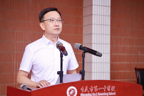 重庆一中校长毛明山。唐文蕤摄